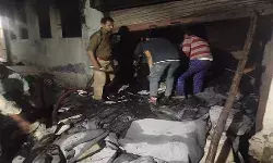 पावरलूम कारखाने में शॉर्ट सर्किट से लगी आग - जलकर राख हुआ..