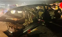 हाईवे पर बड़ा हादसा- डिवाइडर से टकराकर उडी कार दूसरी तरफ पलटी