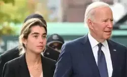 राष्ट्रपति की पोती की सुरक्षा में चूक- SUV की खिड़की तोड़ने की कोशिश राष्ट्रपति की पोती की सुरक्षा में चूक- SUV की खिड़की तोड़ने की कोशिश