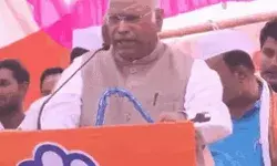 बोले खरगे- कांग्रेस कुछ नहीं करती तो मोदी PM की कुर्सी पर नहीं होते बोले खरगे- कांग्रेस कुछ नहीं करती तो मोदी PM की कुर्सी पर नहीं होते
