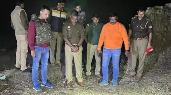 मुख्तार के इलाके में पुलिस की बदमाशों से मुठभेड़- दो को लगी गोली