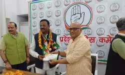 यूपी में पड रहा है कांग्रेस में दम- अन्य दलों के नेता हो रहे हम कदम