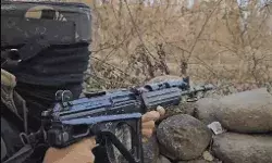 मिली कामयाबी- मुठभेड़ में 5 आतंकी लगाए ठिकाने- कल से हो रही थी फायरिंग मिली कामयाबी- मुठभेड़ में 5 आतंकी लगाए ठिकाने- कल से हो रही थी फायरिंग