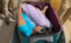 मेट्रो निर्माण के समीप सूटकेस में बंद मिली महिला की लाश- मचा हड़कंप मेट्रो निर्माण के समीप सूटकेस में बंद मिली महिला की लाश- मचा हड़कंप