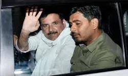 जेल में बंद संजय सिंह की याचिका पर कोर्ट का ED को सुप्रीम नोटिस जेल में बंद संजय सिंह की याचिका पर कोर्ट का ED को सुप्रीम नोटिस