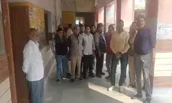 पालिका में गाली गलौज पर हंगामा- पहले पीटा फिर कर दी तालाबंदी पालिका में गाली गलौज पर हंगामा- पहले पीटा फिर कर दी तालाबंदी