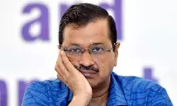 रैपिड रेल के लिए पैसा नहीं देने पर केजरीवाल को कोर्ट की सुप्रीम फटकार रैपिड रेल के लिए पैसा नहीं देने पर केजरीवाल को कोर्ट की सुप्रीम फटकार