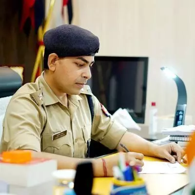 जिले की पुलिस कप्तानी पर विशेषः IPS माधव की शानदार पुलिसिंग के 10 Point