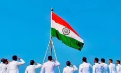 पूर्व नौसेना कर्मियों की मौत की सजा पर ब्रेक- अदालत ने मंजूर की याचिका पूर्व नौसेना कर्मियों की मौत की सजा पर ब्रेक- अदालत ने मंजूर की याचिका