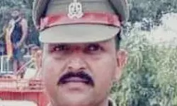 महिला सिपाही की मोहब्बत में डूबे दरोगा ने किया ऐसा काम- मच गया कोहराम महिला सिपाही की मोहब्बत में डूबे दरोगा ने किया ऐसा काम- मच गया कोहराम