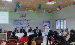 विद्यार्थियों को समय के साथ जागरूक होने की है जरूरत- डॉ. अर्पण जैन विद्यार्थियों को समय के साथ जागरूक होने की है जरूरत- डॉ. अर्पण जैन