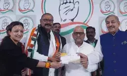 कांग्रेस की प्रदेश कार्यकारिणी ऐलान- 23 दलित 22 मुस्लिम 44 ओबीसी शामिल कांग्रेस की प्रदेश कार्यकारिणी ऐलान- 23 दलित 22 मुस्लिम 44 ओबीसी शामिल