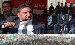 जम्मू-कश्मीर में बिना किसी देरी के विधानसभा चुनाव कराएं- बुखारी जम्मू-कश्मीर में बिना किसी देरी के विधानसभा चुनाव कराएं- बुखारी