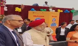 नमो घाट पर हुआ विदेशी मेहमानों का भव्य स्वागत नमो घाट पर हुआ विदेशी मेहमानों का भव्य स्वागत