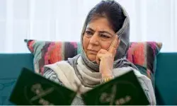 विश्वकप में भारत की हार का जश्न मानने वाले छात्र गिरफ्तार- भड़की महबूबा विश्वकप में भारत की हार का जश्न मानने वाले छात्र गिरफ्तार- भड़की महबूबा