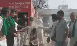 बोले किसान- कृषि मंत्री मांगे माफी- नहीं तो करेंगे लाठी से स्वागत बोले किसान- कृषि मंत्री मांगे माफी- नहीं तो करेंगे लाठी से स्वागत