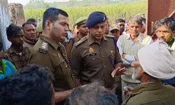 अंकित हत्याकांड के बाद इंस्पेक्टर और चौकी इंचार्ज पर गिरी गाज अंकित हत्याकांड के बाद इंस्पेक्टर और चौकी इंचार्ज पर गिरी गाज