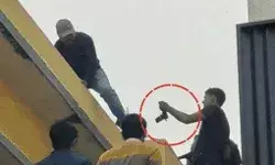 पुलिसकर्मी देते रहे सरेंडर की वार्निंग- बदमाश 15 लाख की डकैती डाल फरार