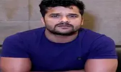 एक्शन फिल्म डंस में नजर आयेंगे खेसारी लाल यादव एक्शन फिल्म डंस में नजर आयेंगे खेसारी लाल यादव