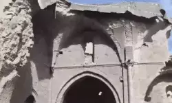 इजराइल का गाजा की सबसे पुरानी मस्जिद पर हमला- बड़ा हिस्सा तबाह