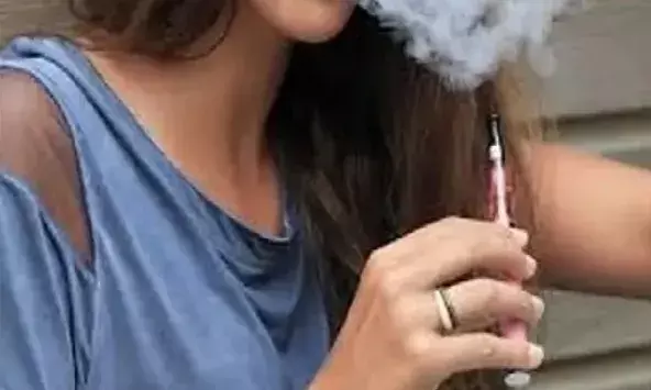 नशा मुक्ति केंद्र से भागी 17 लड़कियां- आधी रात को गेट तोड़कर निकली
