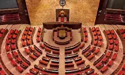 राज्यसभा में जुम्मे की नमाज के लिए 30 मिनट का ब्रेक खत्म राज्यसभा में जुम्मे की नमाज के लिए 30 मिनट का ब्रेक खत्म