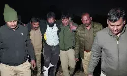 जंगल में हुई धांय-धांय, बदमाश ने चखा पुलिस की गोली का स्वाद जंगल में हुई धांय-धांय, बदमाश ने चखा पुलिस की गोली का स्वाद