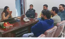 लालू के अधिकार सीज होने पर SDM ने संभाला नगर पालिका का कार्यभार