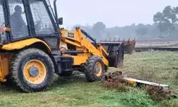 नौसेना की जमीन पर पूर्व IPS का कब्जा-खाली कराई 200 करोड़ की भूमि नौसेना की जमीन पर पूर्व IPS का कब्जा-खाली कराई 200 करोड़ की भूमि