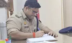 कप्तान ने किये बंपर तबादले- पुलिस लाइन से 4 इंस्पेक्टर 12 दरोगाओं को.. कप्तान ने किये बंपर तबादले- पुलिस लाइन से 4 इंस्पेक्टर 12 दरोगाओं को..