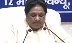 मायावती के जन्मदिन पर हर घर कटेगा एक केक-गाइड लाइन की जारी मायावती के जन्मदिन पर हर घर कटेगा एक केक-गाइड लाइन की जारी