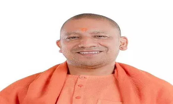 CM योगी ने जनता दर्शन में सुनी 200 लोगों की समस्याएं, दिये जरूरी निर्देश