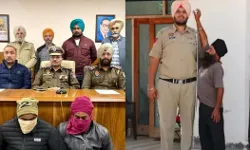 साढे सात फुटिया पुलिस का पूर्व सिपाही हेरोइन के साथ अरेस्ट साढे सात फुटिया पुलिस का पूर्व सिपाही हेरोइन के साथ अरेस्ट