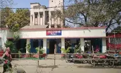 ट्रिपल मर्डर से मचा हड़कंप- एक ही परिवार के तीन लोगो को गोली से उड़ाया ट्रिपल मर्डर से मचा हड़कंप- एक ही परिवार के तीन लोगो को गोली से उड़ाया