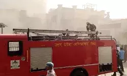 पीजीआई के ऑपरेशन थिएटर में लगी भीषण आग-कई दमकल मौके पर पीजीआई के ऑपरेशन थिएटर में लगी भीषण आग-कई दमकल मौके पर