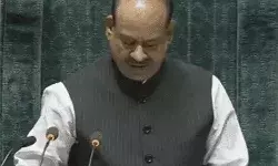 लोकसभा में फिर अनुशासन का डंडा- अधीर रंजन समेत 31 सस्पेंड लोकसभा में फिर अनुशासन का डंडा- अधीर रंजन समेत 31 सस्पेंड