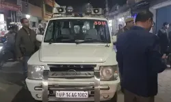 निर्माणाधीन पार्क का गेट ले गया मासूम की जान- लोगों ने किया हंगामा निर्माणाधीन पार्क का गेट ले गया मासूम की जान- लोगों ने किया हंगामा