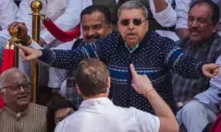 TMC सांसद ने की उपराष्ट्रपति की मिमिक्री- राहुल पर भड़के सभापति TMC सांसद ने की उपराष्ट्रपति की मिमिक्री- राहुल पर भड़के सभापति