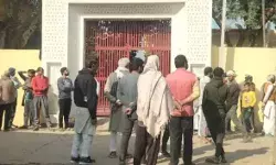 मायके आई महिला को दिनदहाड़े गोलियों से भूना-युवक ने बरसाई गोलियां मायके आई महिला को दिनदहाड़े गोलियों से भूना-युवक ने बरसाई गोलियां