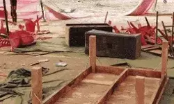 बौद्धकथा को लेकर बवाल दलित समुदाय पर हमला-पंडाल में तोड़फोड़ -प्रतिमा..