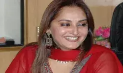 बैरंग लौटी पुलिस की टीम-जयाप्रदा नहीं लगी हाथ अरेस्टिंग को..