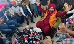 सिद्धू को लेकर कांग्रेस में घमासान- उठ रही बाहर करने की मांग सिद्धू को लेकर कांग्रेस में घमासान- उठ रही बाहर करने की मांग