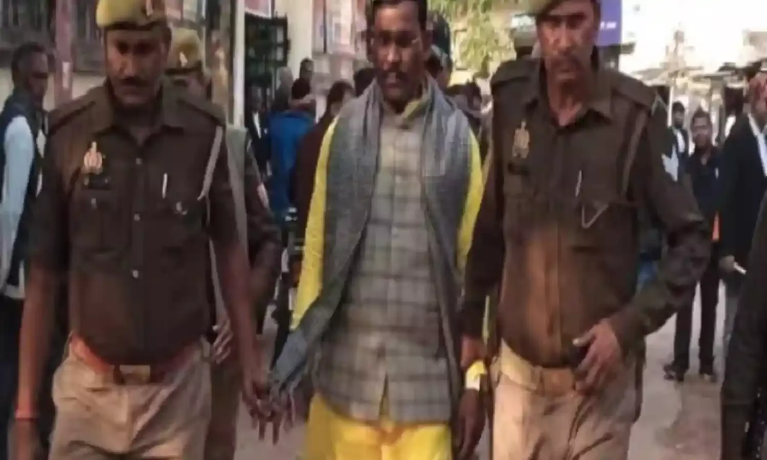 नाबालिग के दुष्कर्म के दोषी राम दुलार ने गंवाई विधानसभा की सदस्यता