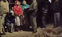 दावत के दौरान भरभराकर गिरे छज्जे के मलबे में दबे मासूम की मौत-दो गंभीर