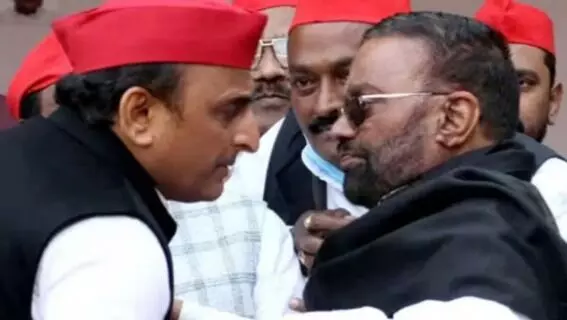 मौर्य की लंबी ज़ुबान को लेकर ब्राह्मण पंचायत में अखिलेश का बड़ा ऐलान