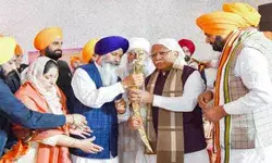 गुरुओं के दिखाये मार्ग पर चल कर समाज का कल्याण संभव: खट्टर गुरुओं के दिखाये मार्ग पर चल कर समाज का कल्याण संभव: खट्टर