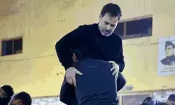 अखाड़े में राहुल को ढाक धोबी पछाड़ जैसे दांव लगाते देख कोच भी हैरान अखाड़े में राहुल को ढाक धोबी पछाड़ जैसे दांव लगाते देख कोच भी हैरान