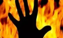 ठंड से छुटकारा पाने को जलाई गई अंगीठी की आग में जिंदा जला बाउंसर