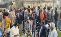 डबल मर्डर- दिनदहाड़े युवक युवती के सीने में मारी गोलियां- मचा हड़कंप डबल मर्डर- दिनदहाड़े युवक युवती के सीने में मारी गोलियां- मचा हड़कंप