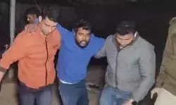 मोबाइल लूट की घटना को अंजाम देने वाले दो बदमाशों का हुआ हाफ एनकाउंटर मोबाइल लूट की घटना को अंजाम देने वाले दो बदमाशों का हुआ हाफ एनकाउंटर